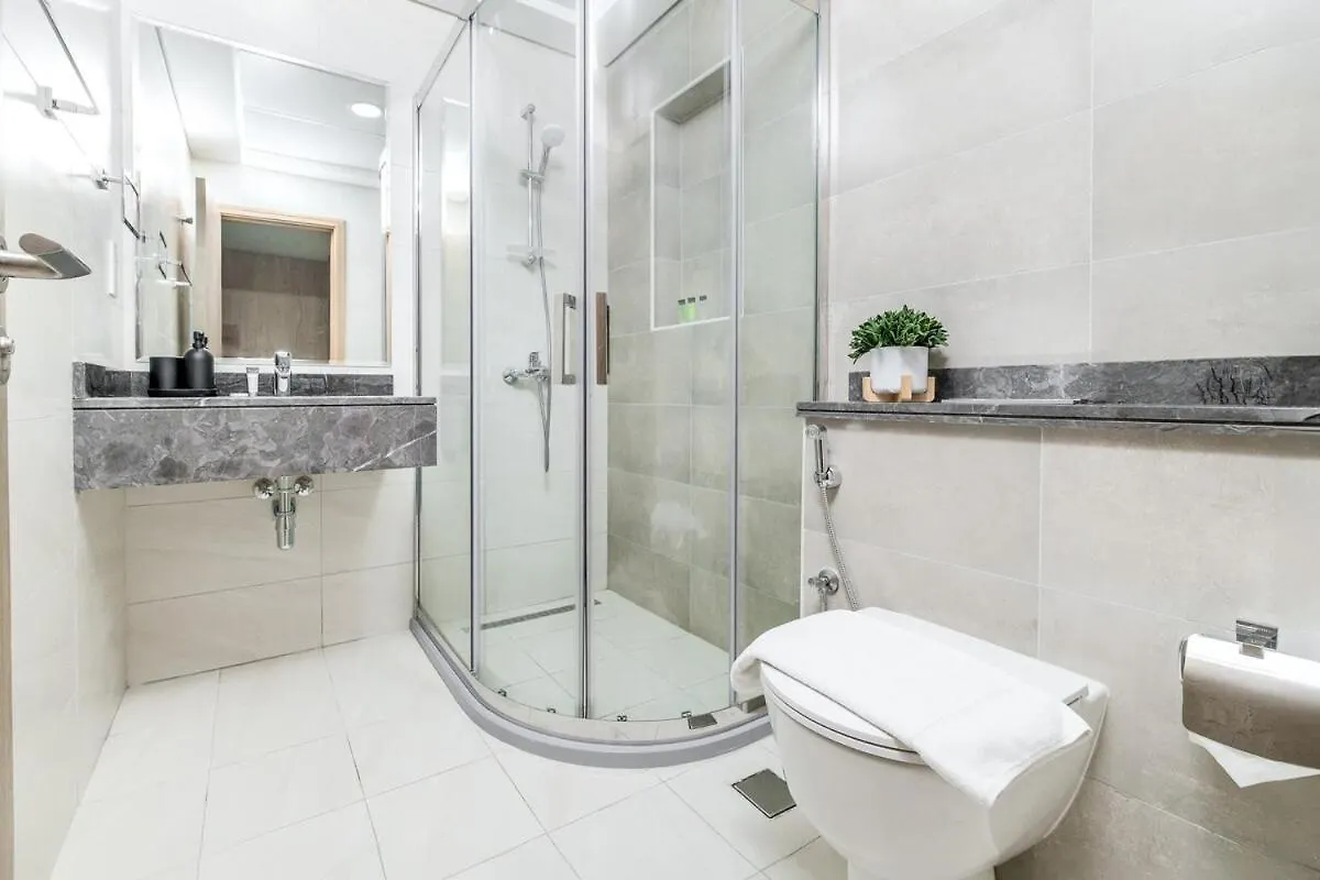 Serene 1-Bedroom Apartment For 4 In Business Bay Dubai United Arab Emirates