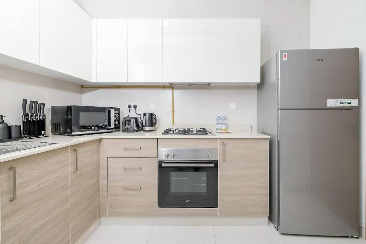 Serene 1-Bedroom Apartment For 4 In Business Bay Dubai
