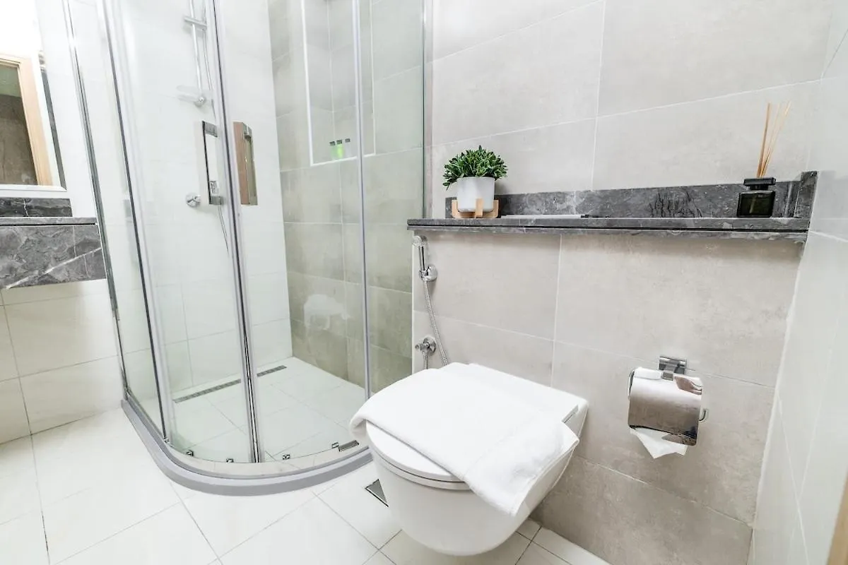 Serene 1-Bedroom Apartment For 4 In Business Bay Dubai United Arab Emirates
