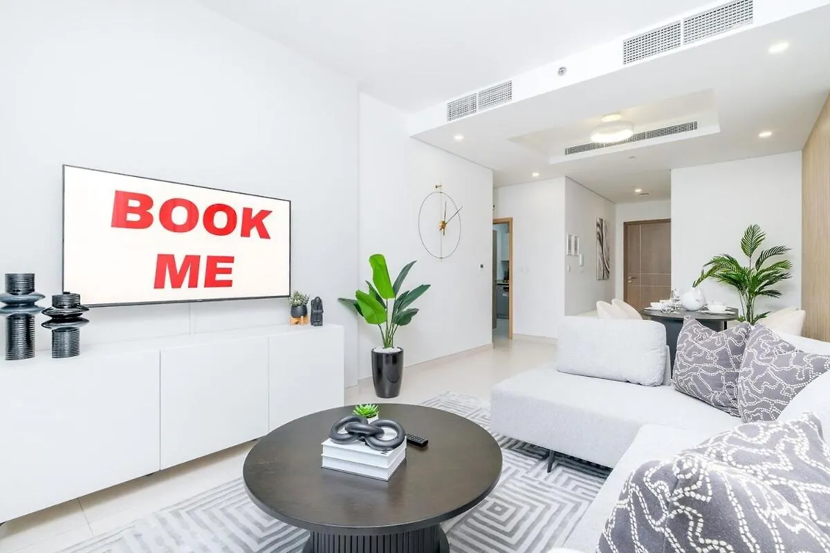 Serene 1-Bedroom Apartment For 4 In Business Bay Dubai