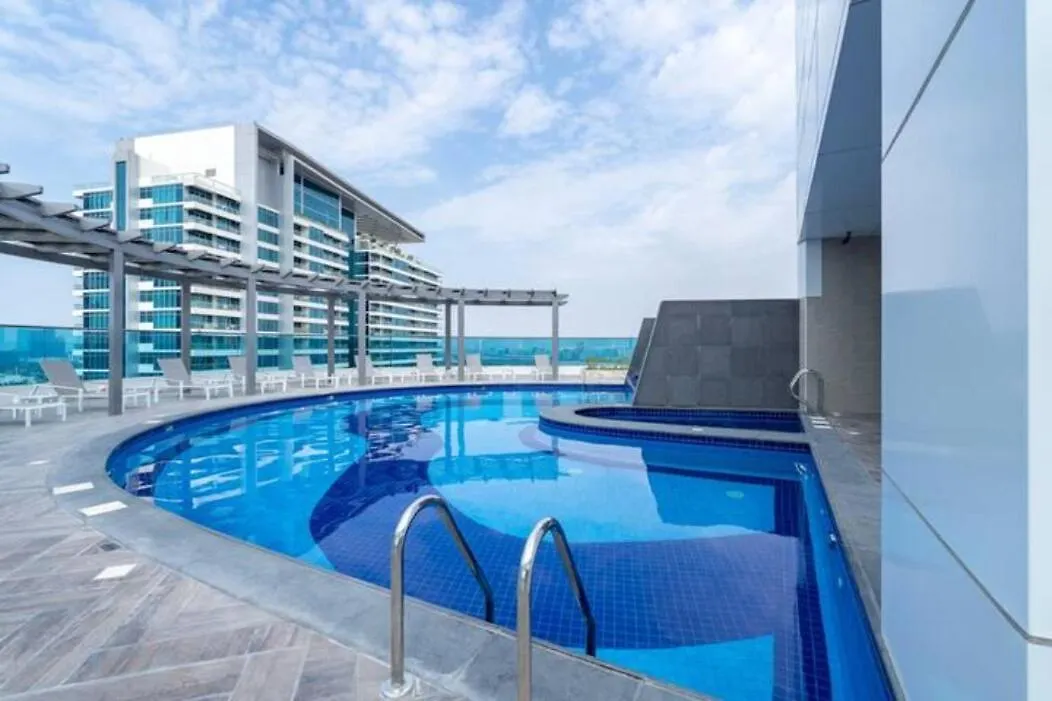 Serene 1-Bedroom Apartment For 4 In Business Bay Dubai United Arab Emirates