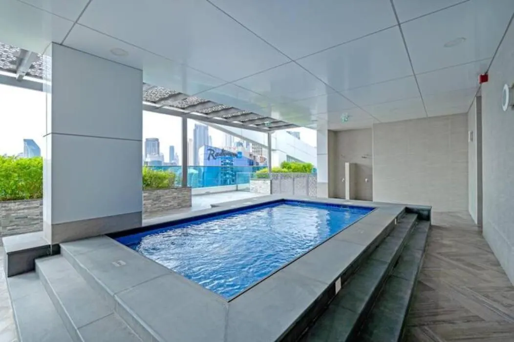 Serene 1-Bedroom Apartment For 4 In Business Bay Dubai