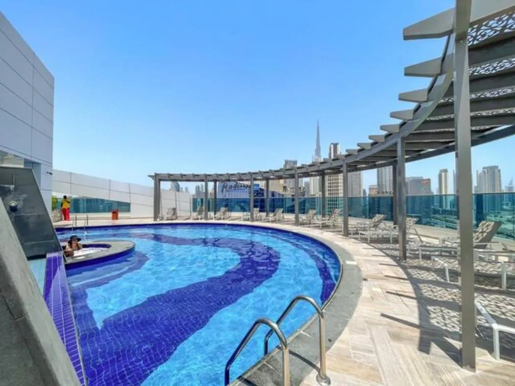 Serene 1-Bedroom Apartment For 4 In Business Bay Dubai